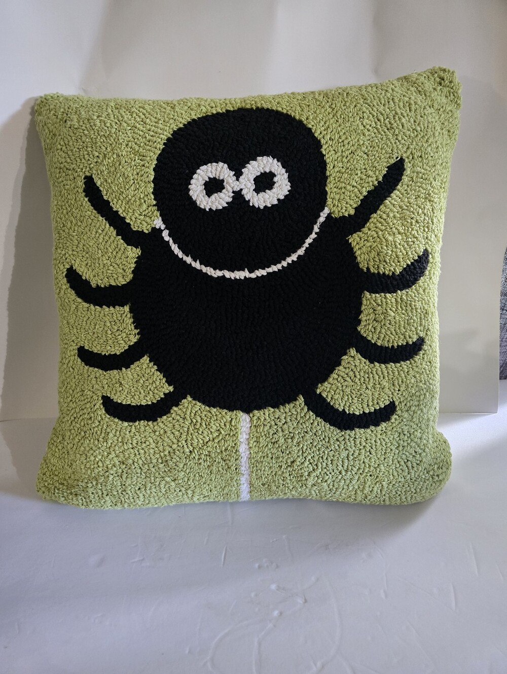 Green Spider Hooked Throw Pillow - Brand Unknown